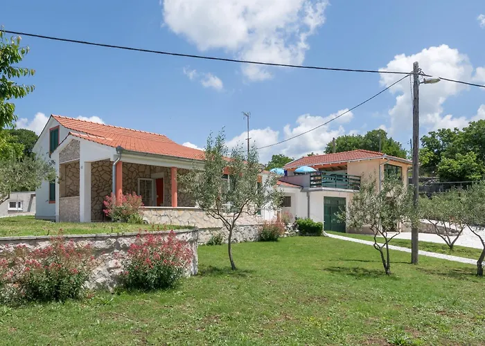 Smajo Villa *